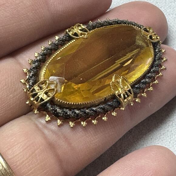 Antique C Clasp Czech? Gold Filled Brooch With Large Yellow Color Faceted Glass - Picture 5 of 7